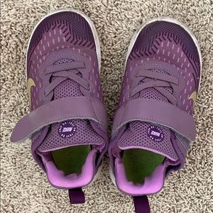 Nike free rn s sneaker